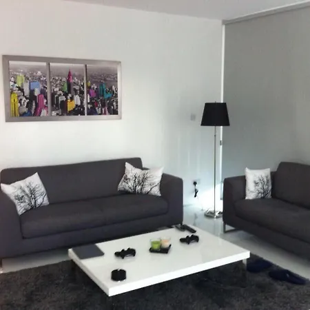 Neoptolemou Residences Апартаменти *