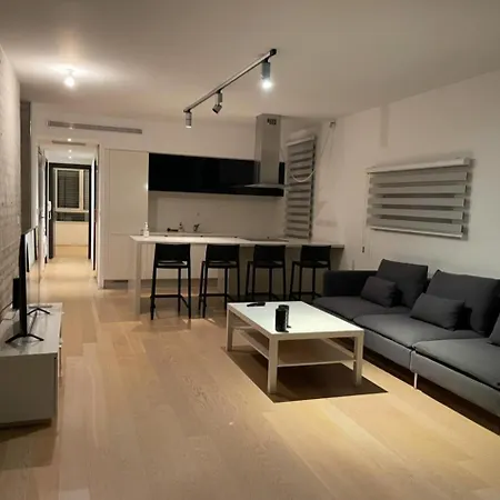 Neoptolemou Residences