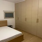 Neoptolemou Residences *
