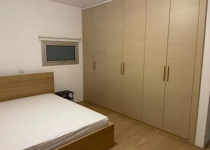 Neoptolemou Residences *